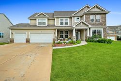 River Hills Ln, Bolingbrook IL