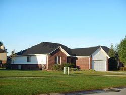 Pre-foreclosure Listing in COUNTRY CLUB DR MACOMB, MI 48042