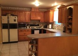 Pre-foreclosure in  DEKKER CT Brick, NJ 08724