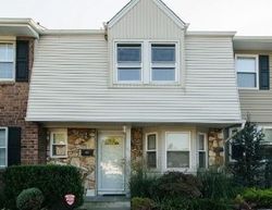 Pre-foreclosure Listing in MANORS DR JERICHO, NY 11753