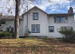 Pre-foreclosure in  RIVER RD Hinckley, OH 44233