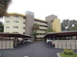  4th St, Hallandale FL