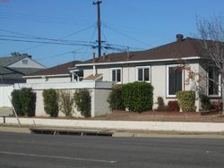 Pre-foreclosure in  CONQUISTA AVE Lakewood, CA 90713