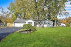 Pre-foreclosure in  182ND PL Country Club Hills, IL 60478