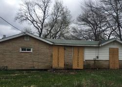 Pre-foreclosure Listing in 34TH ST NE CANTON, OH 44705