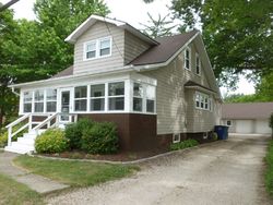 Pre-foreclosure Listing in AVENUE RD PERRYSBURG, OH 43551