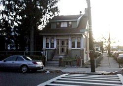 Pre-foreclosure in  EDISON AVE Bronx, NY 10465