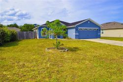 Pre-foreclosure in  LONG POND LOOP Yulee, FL 32097