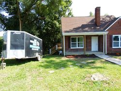 Pre-foreclosure Listing in LANCER RD KINGSPORT, TN 37660