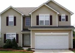 Pre-foreclosure Listing in BROOK GLEN DR MOORESVILLE, NC 28115