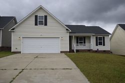 Pre-foreclosure Listing in HOLMAN ST FAYETTEVILLE, NC 28306
