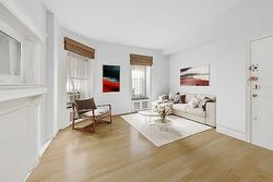 Pre-foreclosure in  W 122ND ST B New York, NY 10027