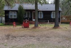 Pre-foreclosure Listing in COUNTRY CLUB RD CRISFIELD, MD 21817
