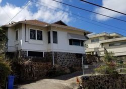 Pre-foreclosure Listing in NAIO ST HONOLULU, HI 96817