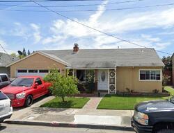 Pre-foreclosure in  SEQUOIA RD Hayward, CA 94541