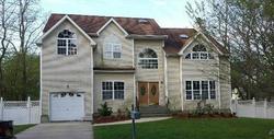  Delamere St, Huntington NY