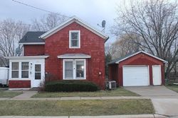 Pre-foreclosure in  UNION ST Watertown, WI 53098