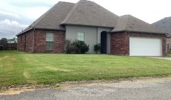 Pre-foreclosure Listing in WINDY FIELD DR RAYNE, LA 70578