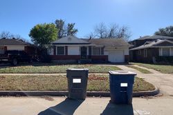 Pre-foreclosure in  BERKLEY AVE Dallas, TX 75224