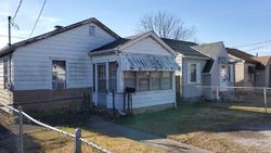 Pre-foreclosure Listing in E MARYLAND ST EVANSVILLE, IN 47711