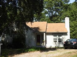 Pre-foreclosure in  BANBRIDGE CT Richmond, VA 23228