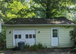 Pre-foreclosure in  KAHNS RD Manassas, VA 20112