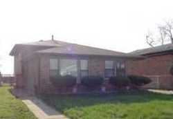 Pre-foreclosure Listing in S MANISTEE AVE CHICAGO, IL 60633
