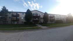 Pre-foreclosure Listing in DEEPWOODS DR APT 1D MUNDELEIN, IL 60060