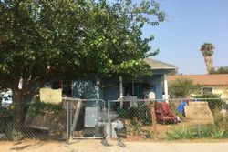 Pre-foreclosure in  ROBINSON ST Bakersfield, CA 93305