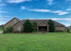 Pre-foreclosure in  BRODY LN Ashland, KY 41102