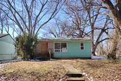 Pre-foreclosure Listing in FREMONT ST SOUTH BEND, IN 46628