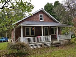 Pre-foreclosure Listing in E ROCKHILL RD SELLERSVILLE, PA 18960