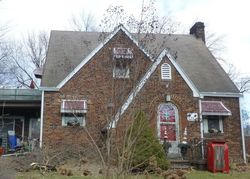 Pre-foreclosure in  MARKET ST Highspire, PA 17034