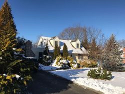 Pre-foreclosure in  TOMPKINS ST East Northport, NY 11731