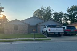 Pre-foreclosure in  IRIS ST Benton, AR 72015