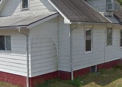 Pre-foreclosure Listing in EAST ST MILFORD, DE 19963