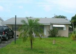 Pre-foreclosure in  SW 9TH AVE Boynton Beach, FL 33435
