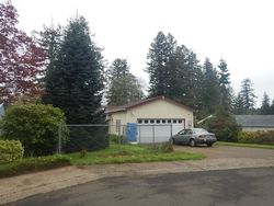 Pre-foreclosure in  SE DONELLE DR Toledo, OR 97391