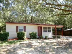 Pre-foreclosure in  AVONDALE RD Pensacola, FL 32526