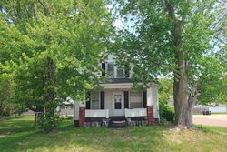  11th St, Rock Island IL