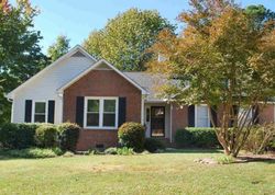 Pre-foreclosure Listing in THORNEWOOD CT COLUMBIA, SC 29212