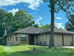 Pre-foreclosure in  WILLOWGLEN DR Beaumont, TX 77707