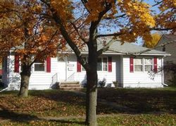 Pre-foreclosure Listing in FOSTER AVE ELYRIA, OH 44035