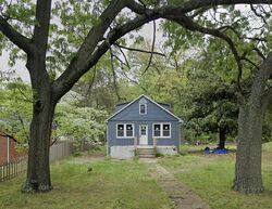 Pre-foreclosure Listing in MAIL AVE WOODBURY, NJ 08096