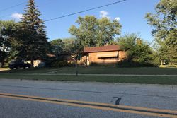 Pre-foreclosure Listing in MAPLE AVE HOLLAND, MI 49423