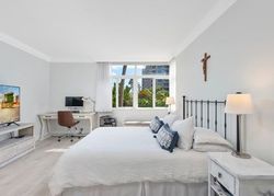 Pre-foreclosure in  CRANDON BLVD  Key Biscayne, FL 33149