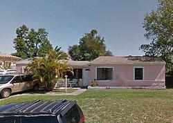 Pre-foreclosure in  NW 139TH ST Miami, FL 33168
