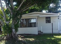 Pre-foreclosure in  SW PONTIAC PL Stuart, FL 34997
