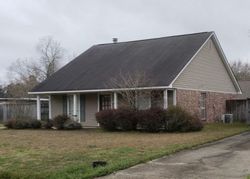 Pre-foreclosure Listing in S TRACE DR WALKER, LA 70785