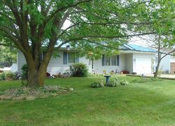 Pre-foreclosure Listing in IVA AVE NEWTON, IL 62448